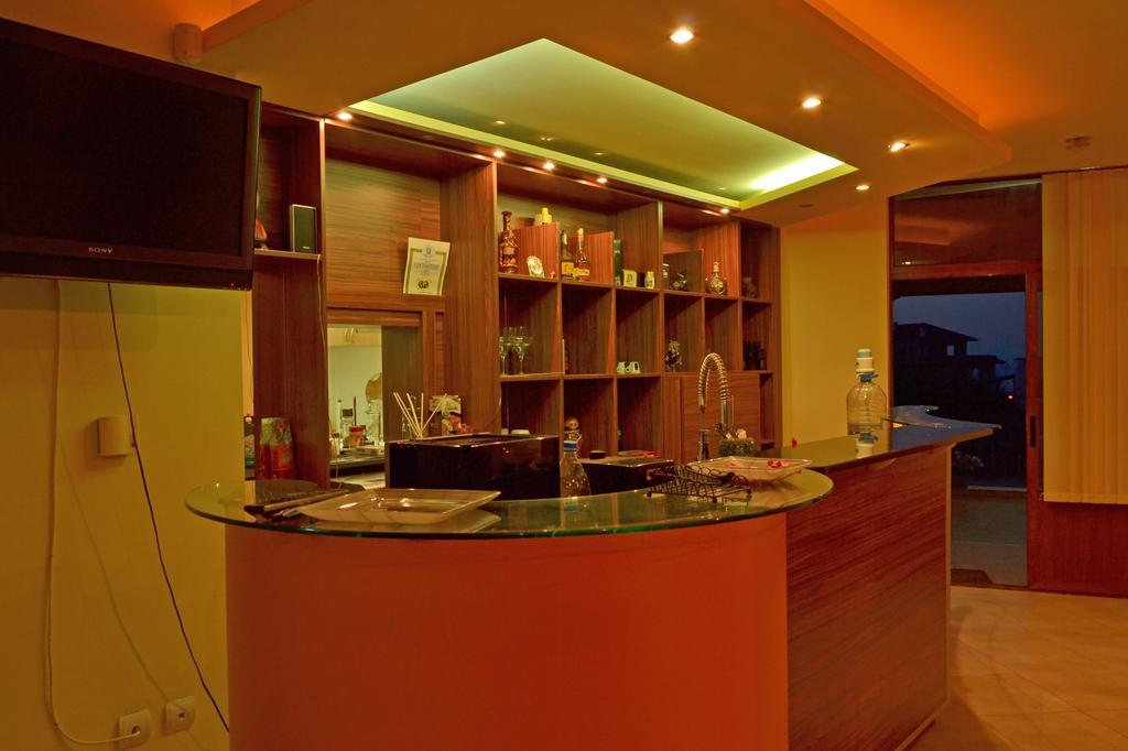 Svetlana Hotel Byala  Ngoại thất bức ảnh