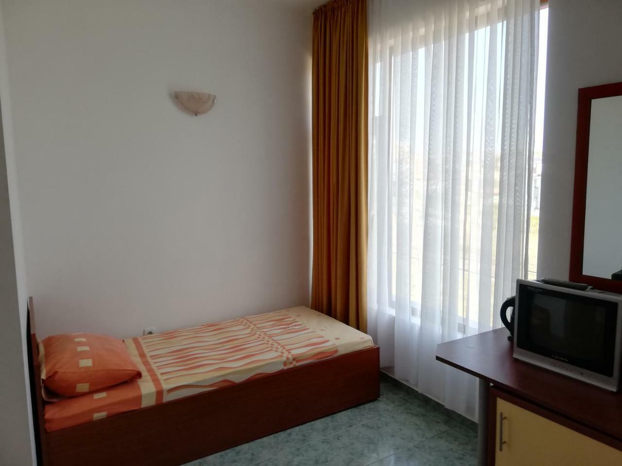 Svetlana Hotel Byala  Ngoại thất bức ảnh